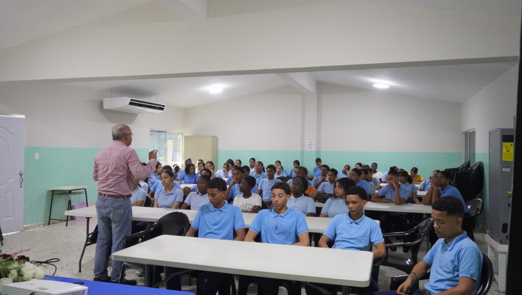 Proyecto: Promoción de la Participación Juvenil en la Conservación y Restauración de la Cuenca Baja del Yaque del Norte