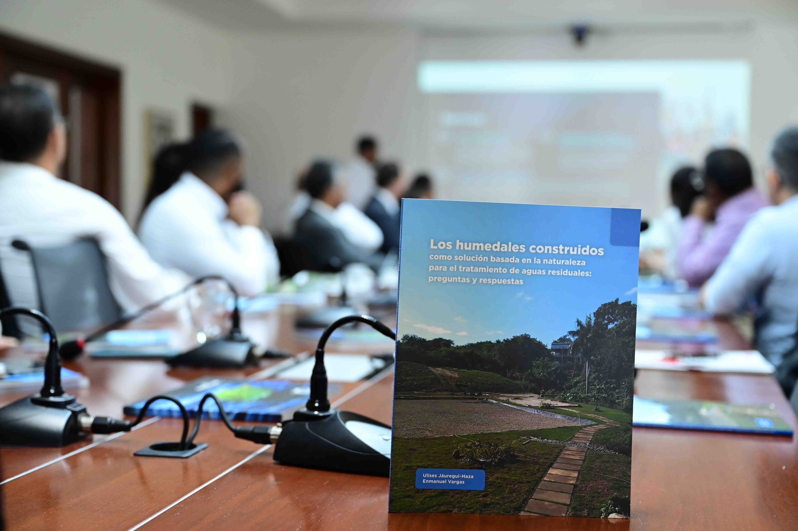 El Fondo de Agua Yaque del Norte e INTEC presentan resultados de proyecto y manual sobre humedales construidos para el tratamiento de aguas residuales