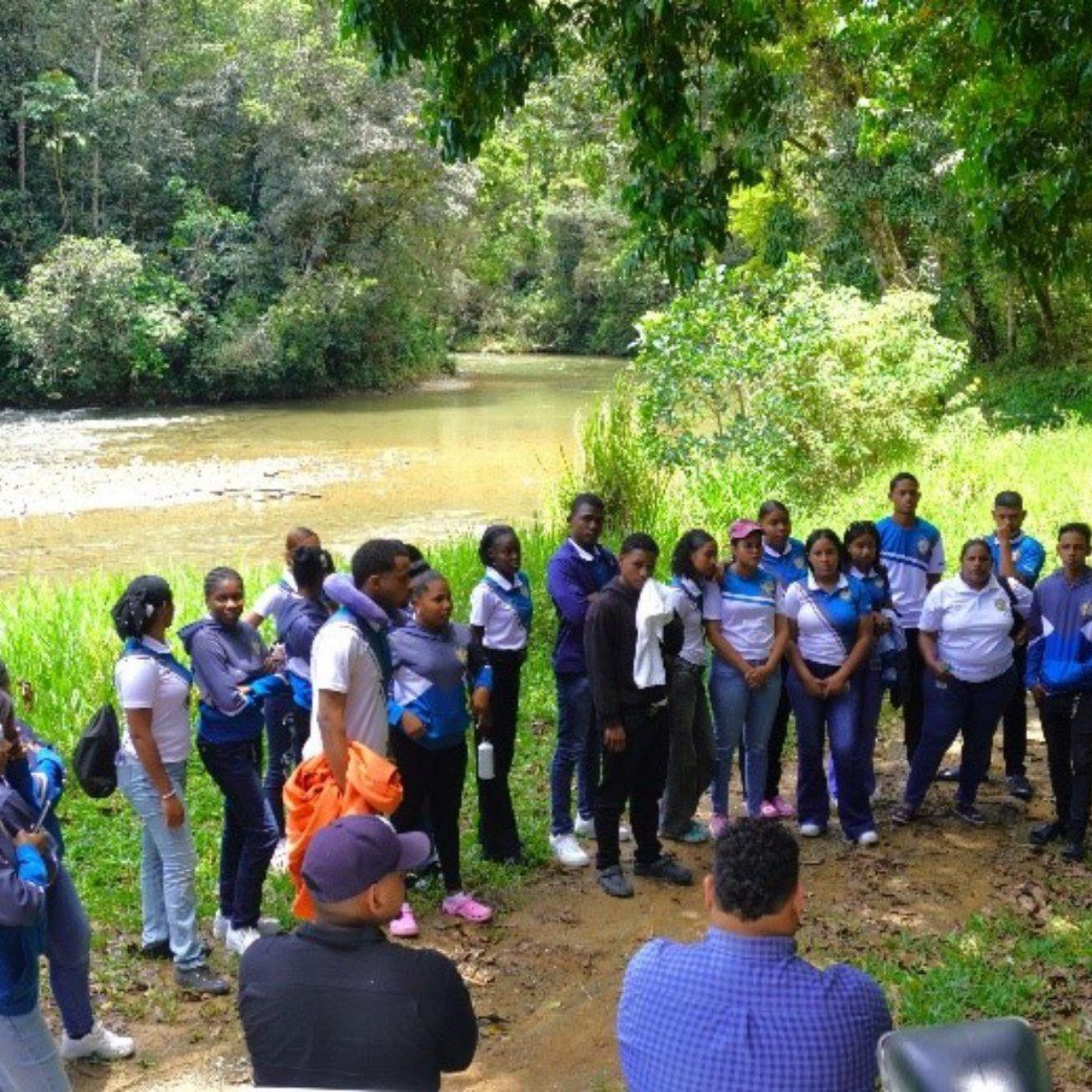 Promoción de la participación juvenil en la conservación y restauración de la cuenca baja del Yaque del Norte Ejecutado por el Centro para la Educación y Acción Ecológica Naturaleza (CEDAE) – Centro Naturaleza