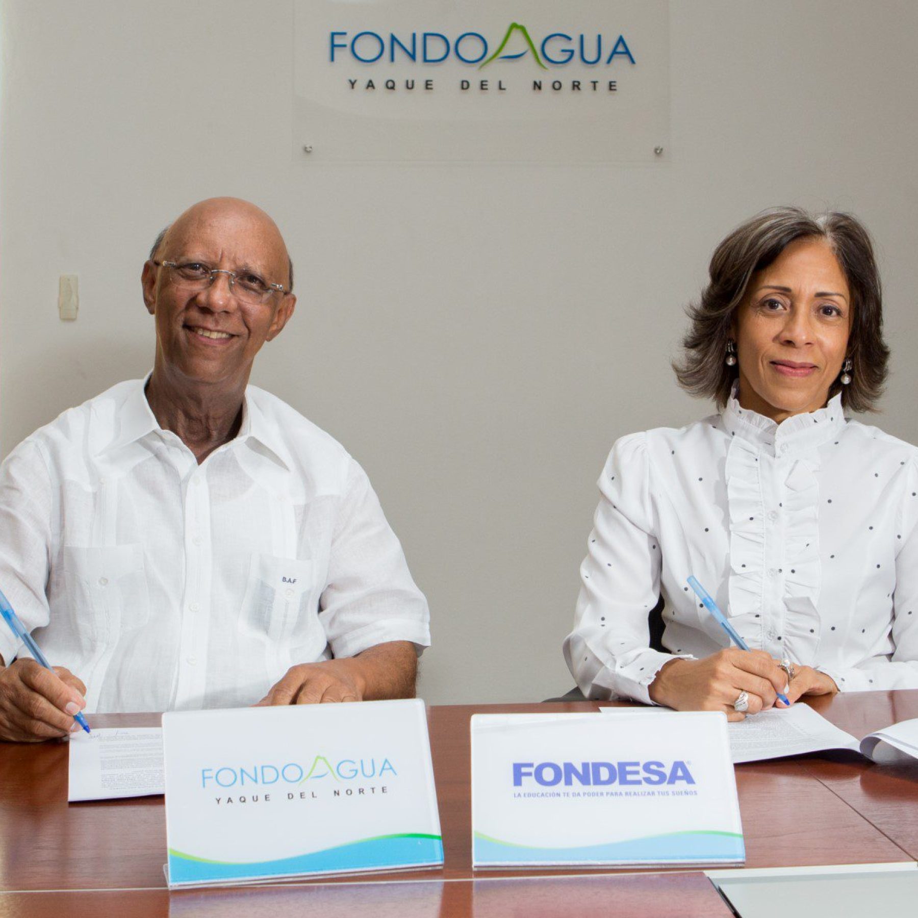 Firma de Convenio con FONDESA