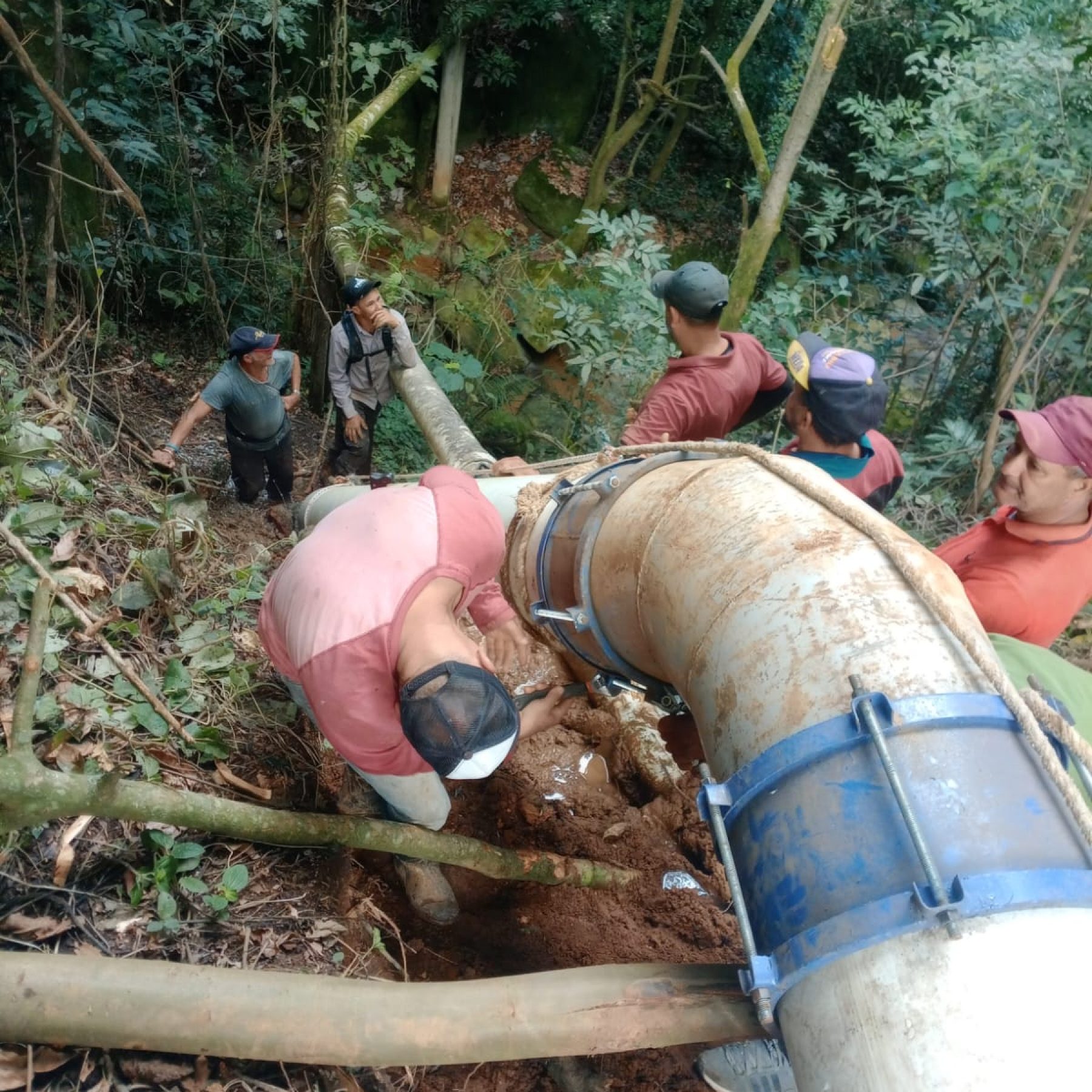Microhidroeléctrica comunitaria Angostura y acuerdos de conservación (1)